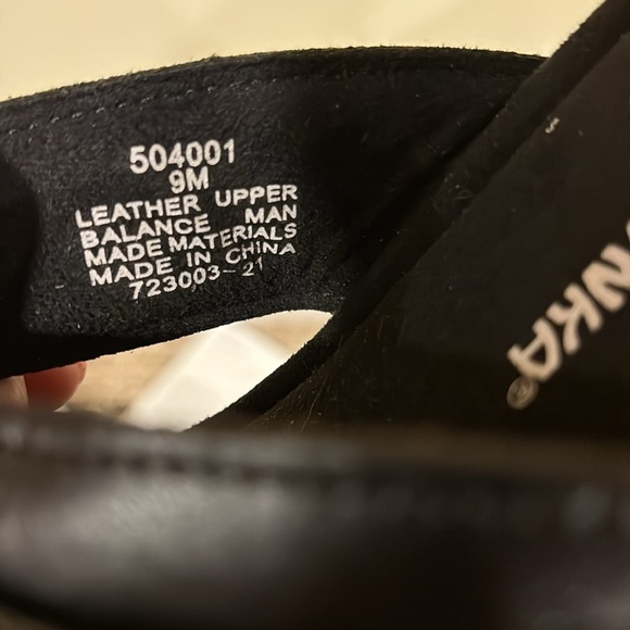 Minnetonka Black Sandals Sleek Braided Design - Picture 6 of 6